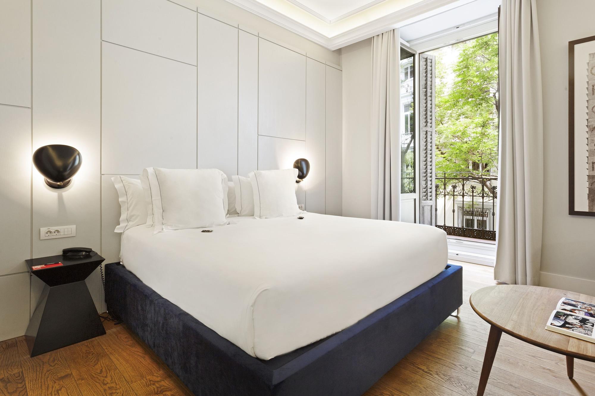 One Shot Recoletos Hotel มาดริด ภายนอก รูปภาพ