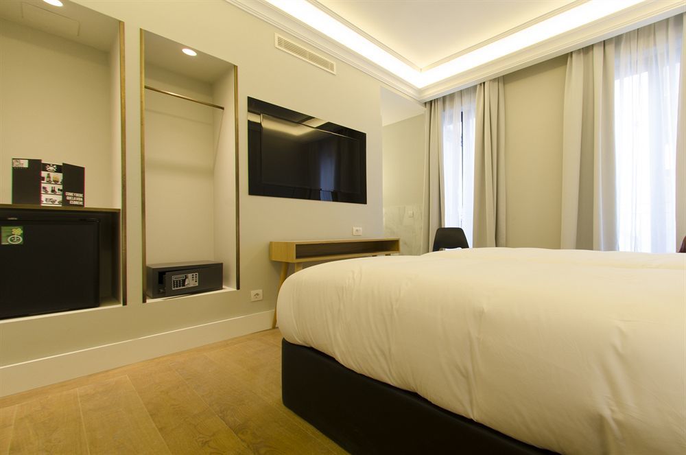 One Shot Recoletos Hotel มาดริด ภายนอก รูปภาพ